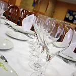 Fenix Hotel 2*
